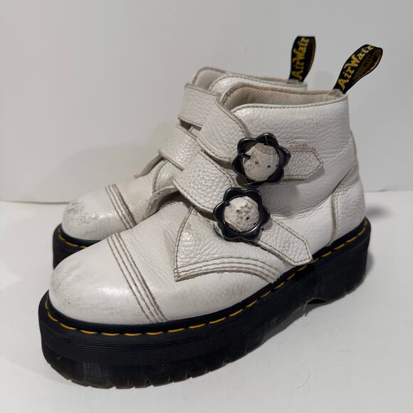 Dr. Martens Devon Flower Boots Platform Ankle White Leather Groovy Buckle 8 - Picture 1 of 9